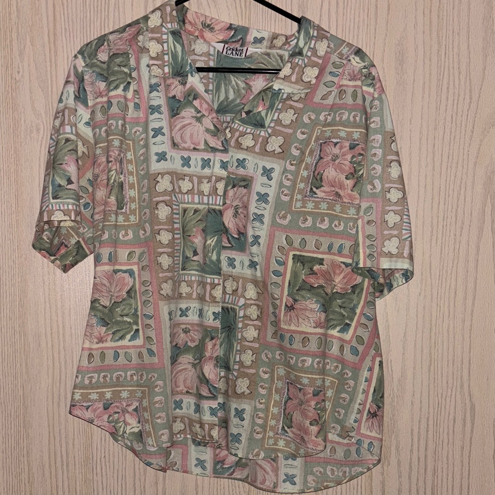 Cricket Lane Patterned Button Up